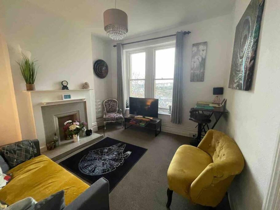 One/Two Bedroom Apartment Close To Sea & Centre Newport Beach Exterior foto