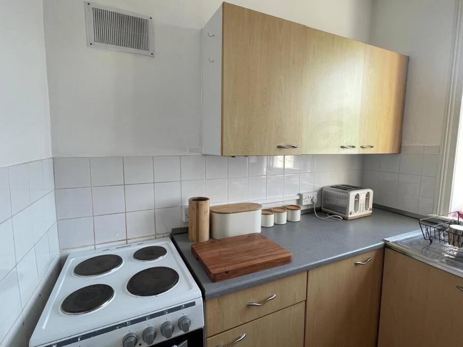 One/Two Bedroom Apartment Close To Sea & Centre Newport Beach Exterior foto